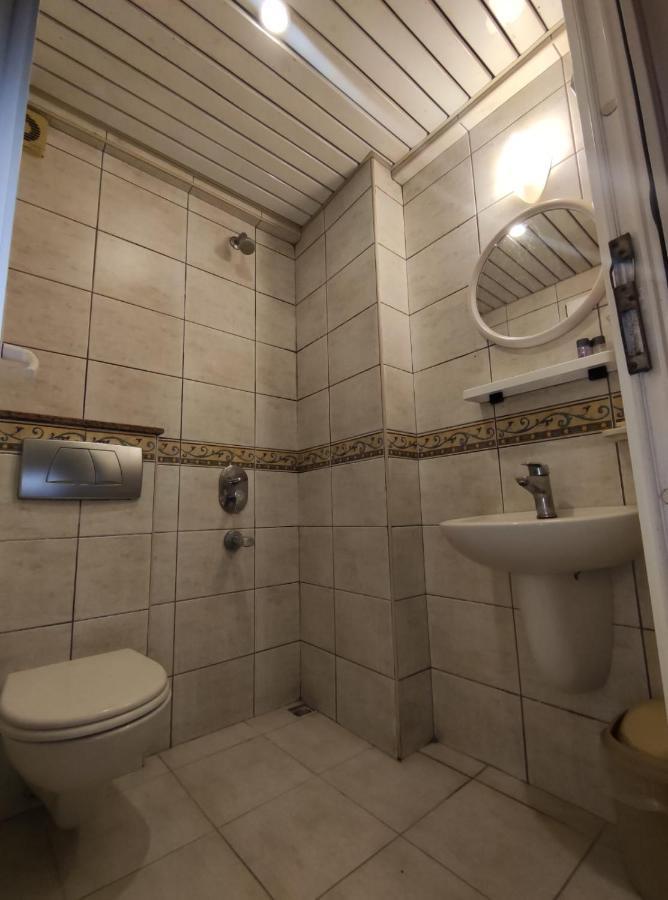Hotel Nayla Istanbul Ngoại thất bức ảnh
